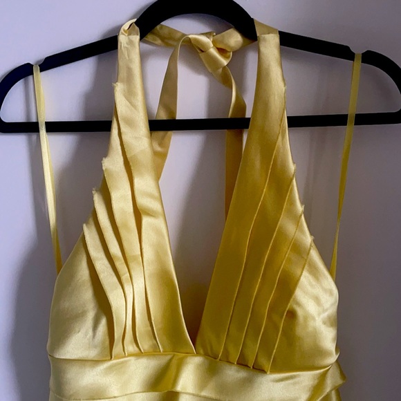 Bc Bg max azaria yellow satin dress - Picture 2 of 5